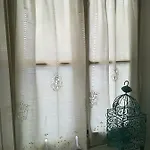 Casinhas Da Ajuda Nº25 Apartamento *